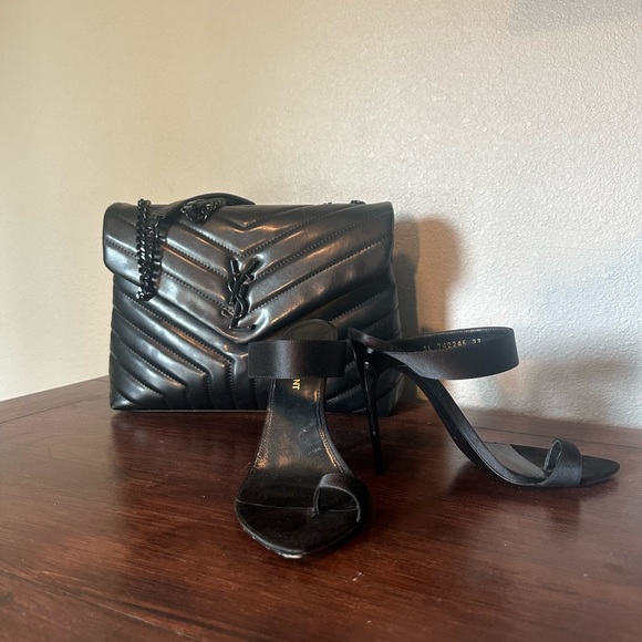 Martha silk toe-loop heel sandals - Picture 6 of 10